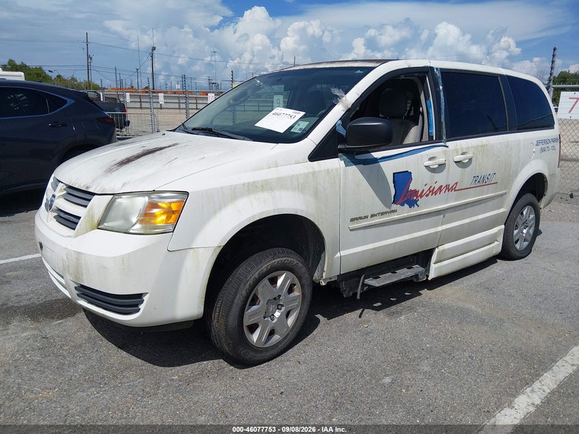 2010 DODGE GRAND CARAVAN auction photo 2