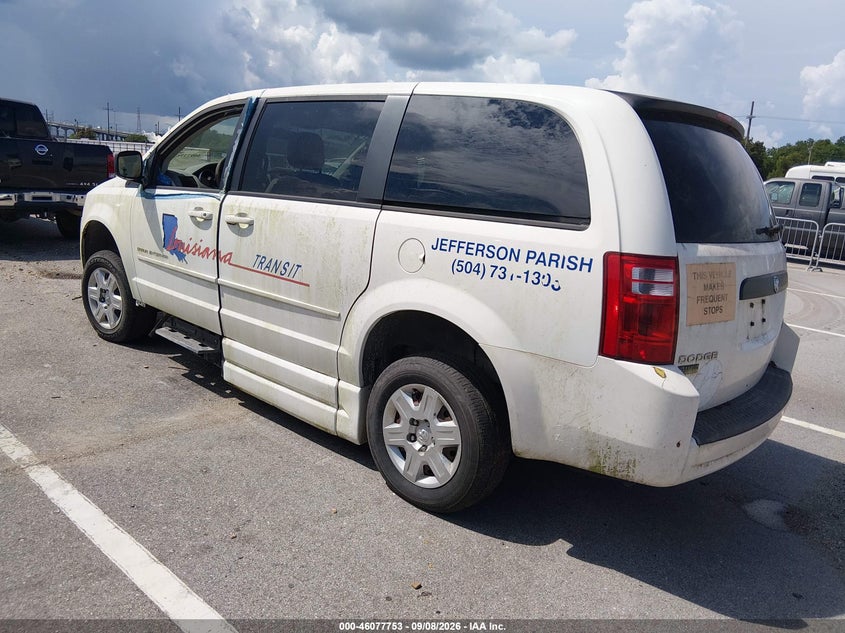 2010 DODGE GRAND CARAVAN auction photo 3
