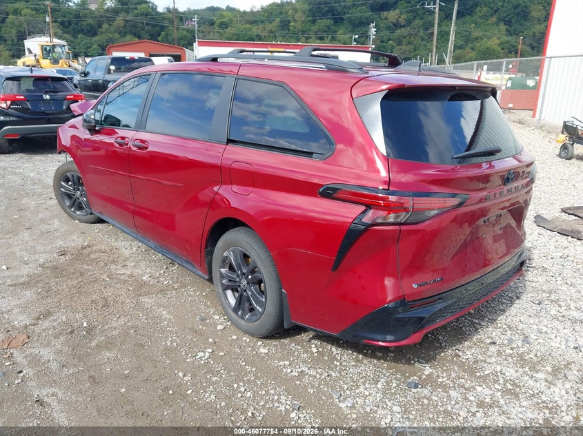 TOYOTA SIENNA - zdjęcie 3