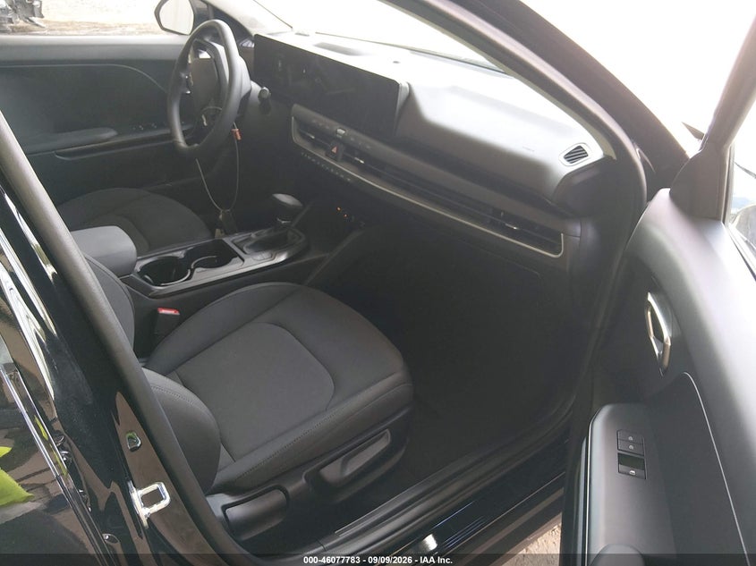 2026 KIA K4 LXS · Фото 5