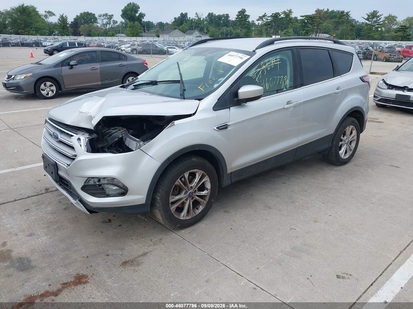 Vin: 1fmcu0gd8hue14332, lot: 46577343, ford escape se 20172