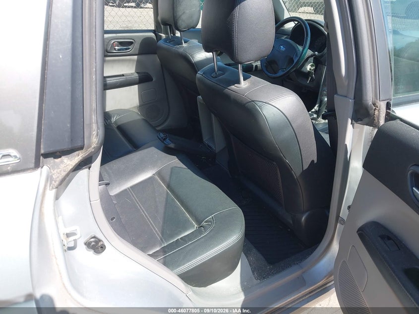 2004 SUBARU FORESTER auction photo 8