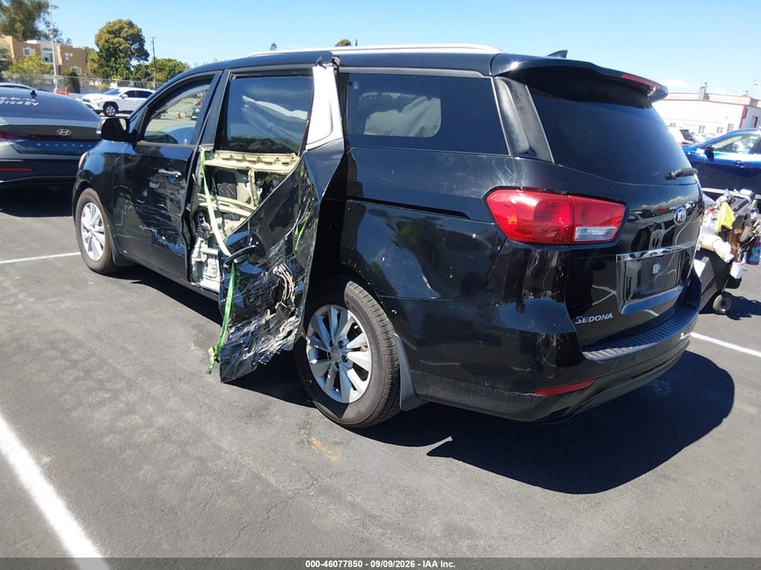 Vin: kndmb5c1xg6197618, lot: 46577397, kia sedona lx 20163