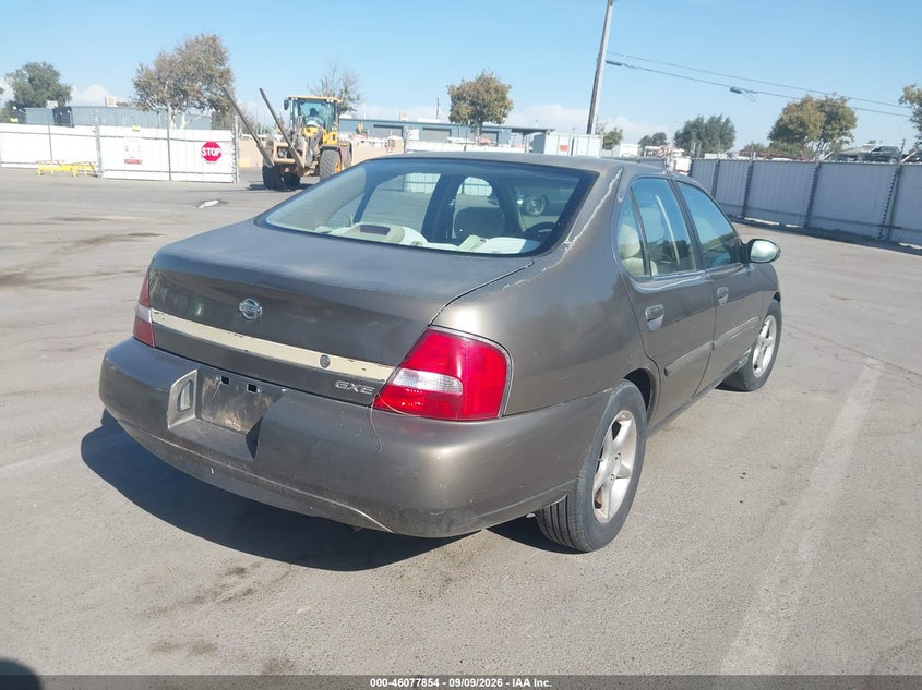 2001 NISSAN ALTIMA auction photo 4