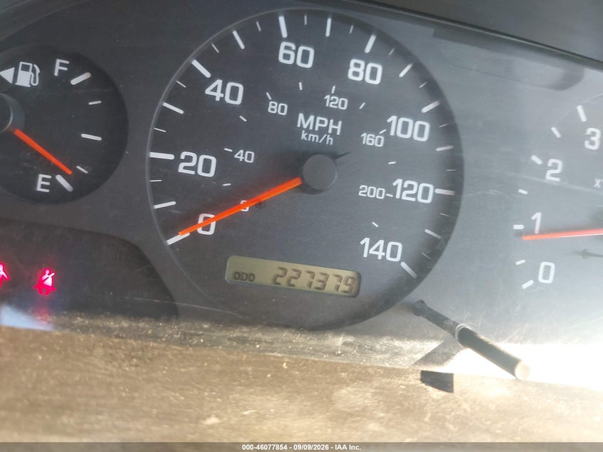 2001 NISSAN ALTIMA auction photo 7