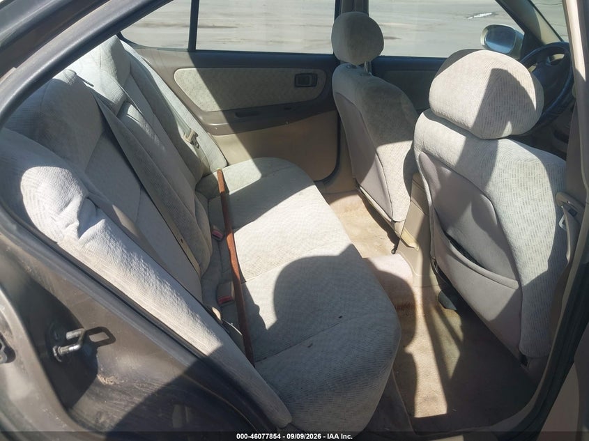 2001 NISSAN ALTIMA auction photo 8