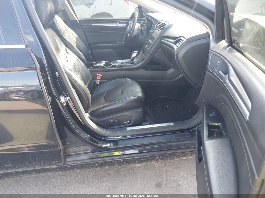 2016 FORD FUSION auction photo 5
