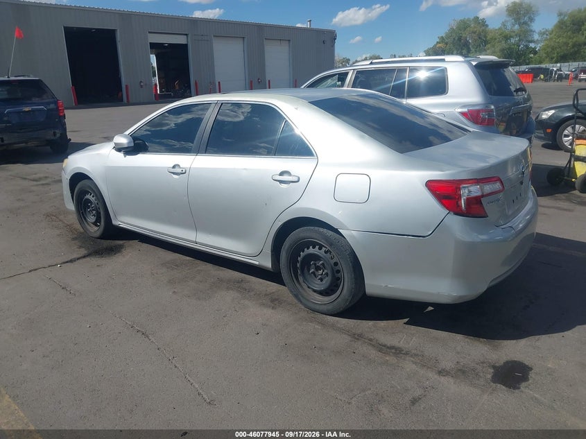 Vin: 4t1bf1fk5cu039987, lot: 46577492, toyota camry le 20123