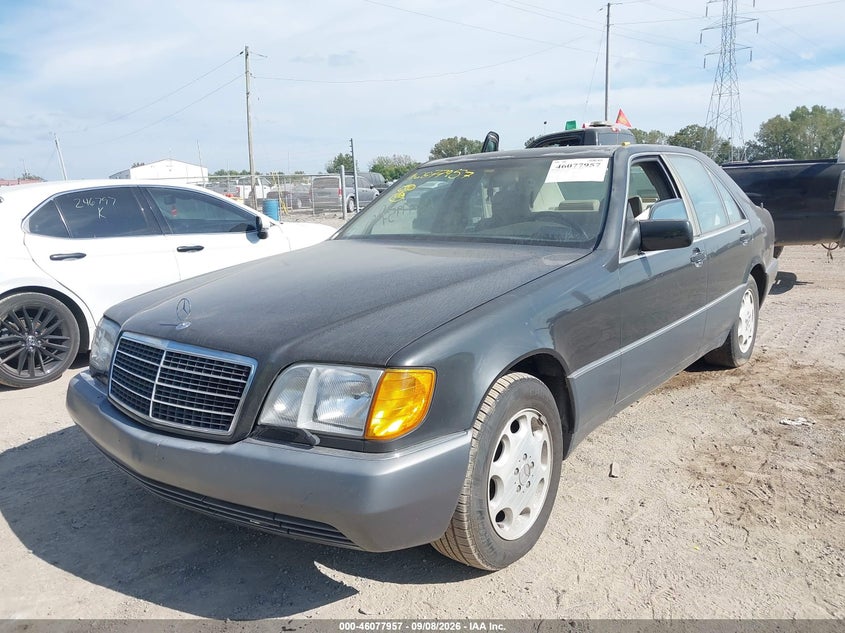 1993 MERCEDES-BENZ 300 auction photo 2