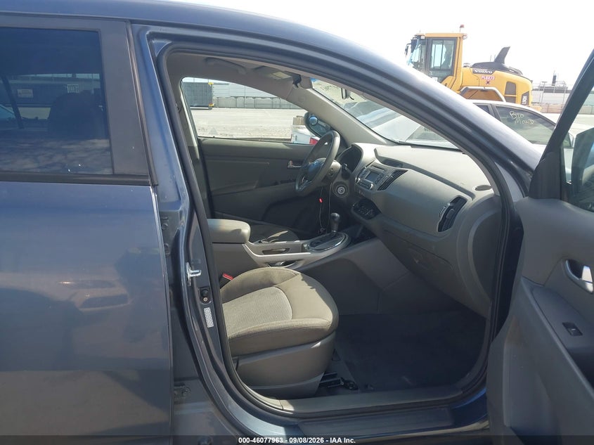 2015 KIA SPORTAGE auction photo 5