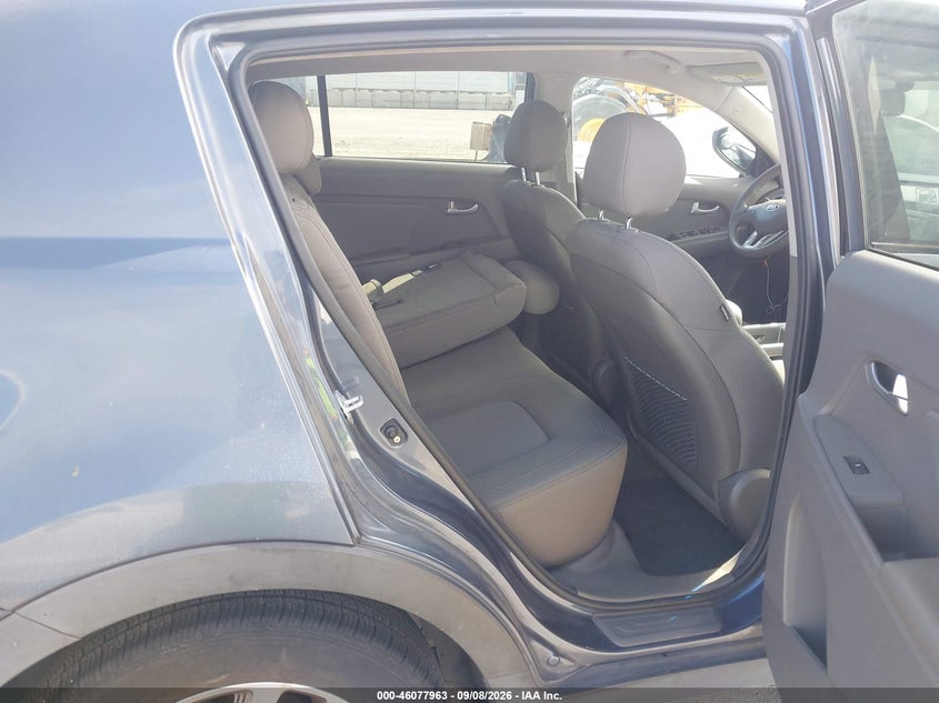 2015 KIA SPORTAGE auction photo 8