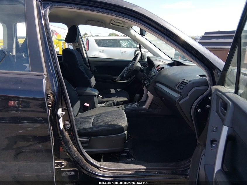2014 SUBARU FORESTER auction photo 5