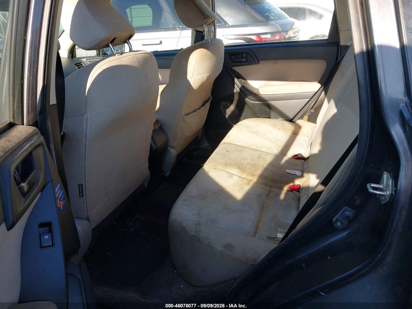 2015 SUBARU FORESTER auction photo 8
