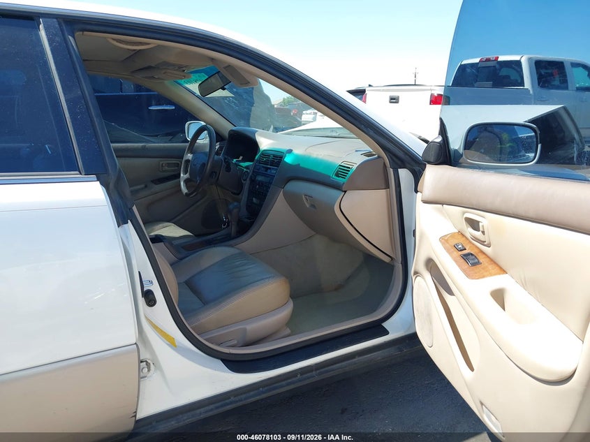 LEXUS ES 300 1998 VIN JT8BF28G7W0142633