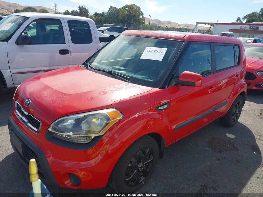 2013 KIA SOUL auction photo 2