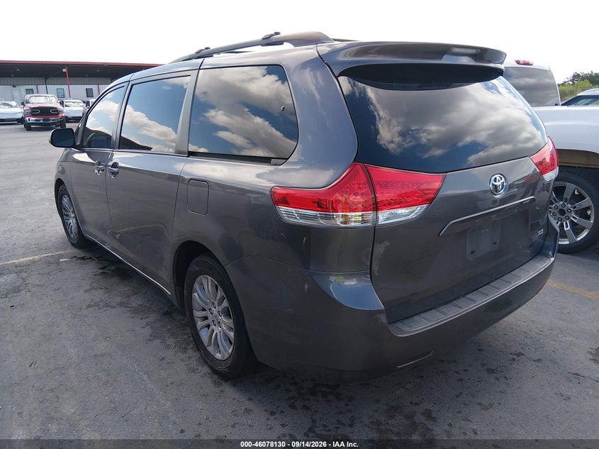 Vin: 5tdyk3dc8bs003375, lot: 46577677, toyota sienna xle v6 20113