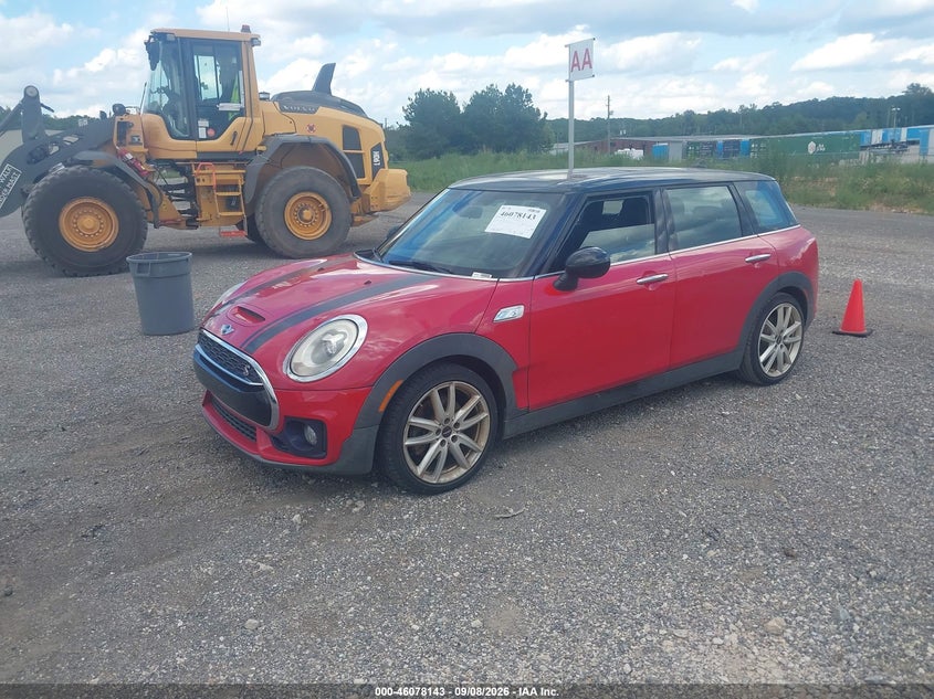2017 MINI CLUBMAN auction photo 2