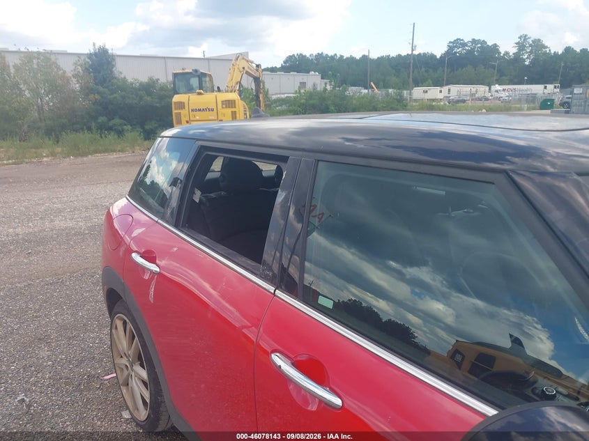 2017 MINI CLUBMAN auction photo 6