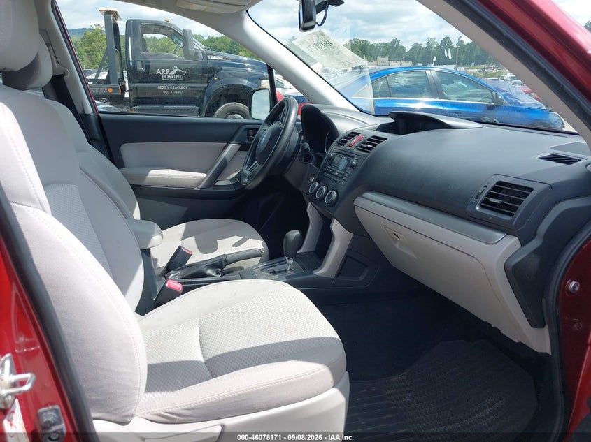 2015 SUBARU FORESTER auction photo 5