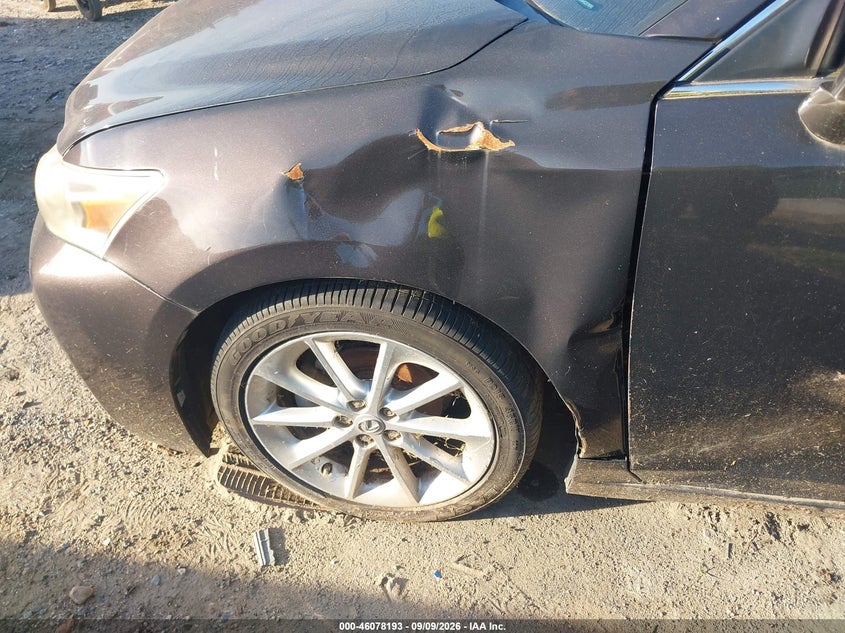 2012 LEXUS CT 200H auction photo 6