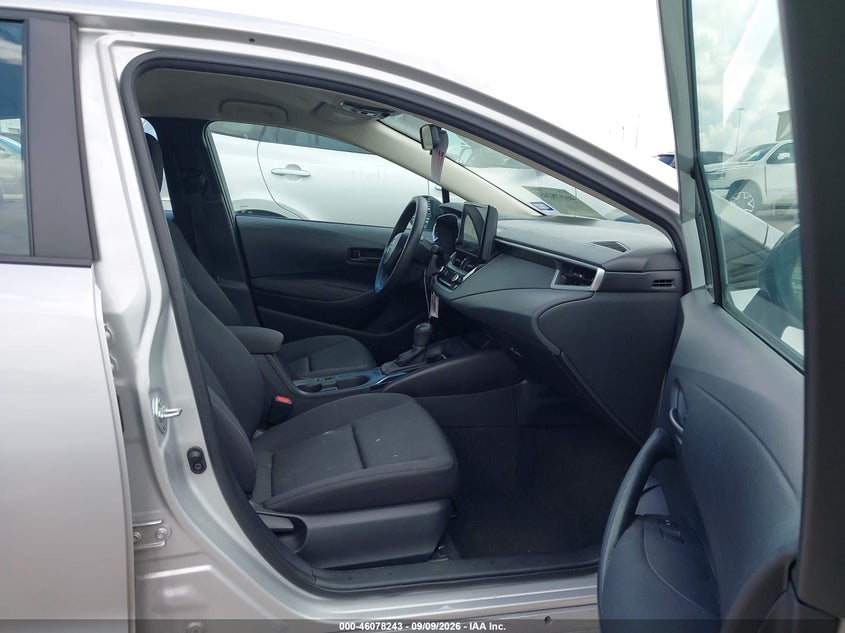 2025 TOYOTA COROLLA auction photo 5