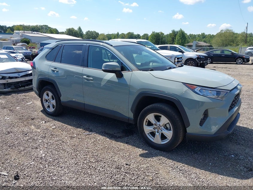 TOYOTA RAV4 - zdjęcie 1
