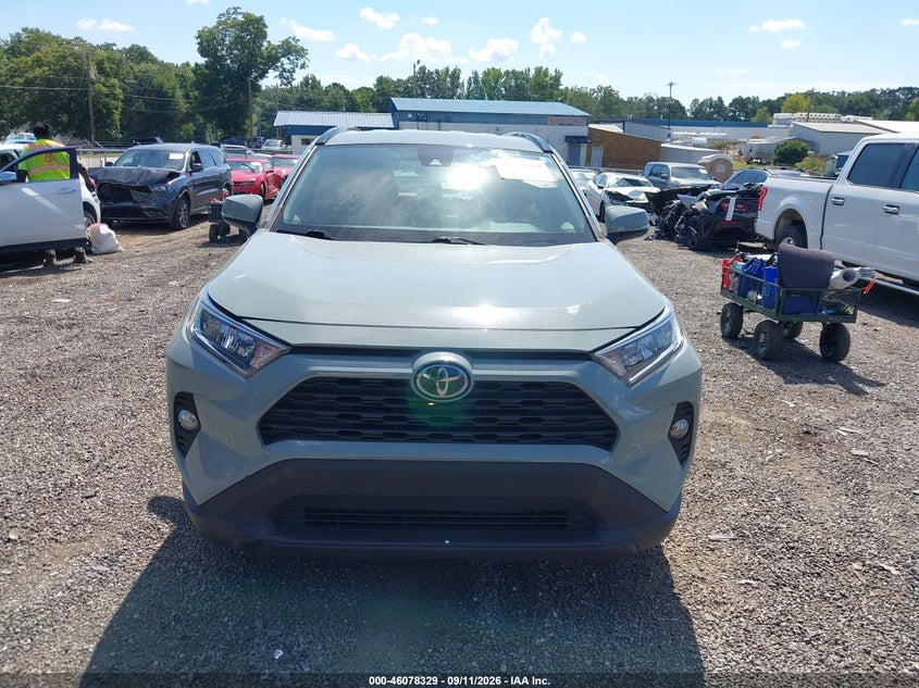 TOYOTA RAV4 - zdjęcie 13