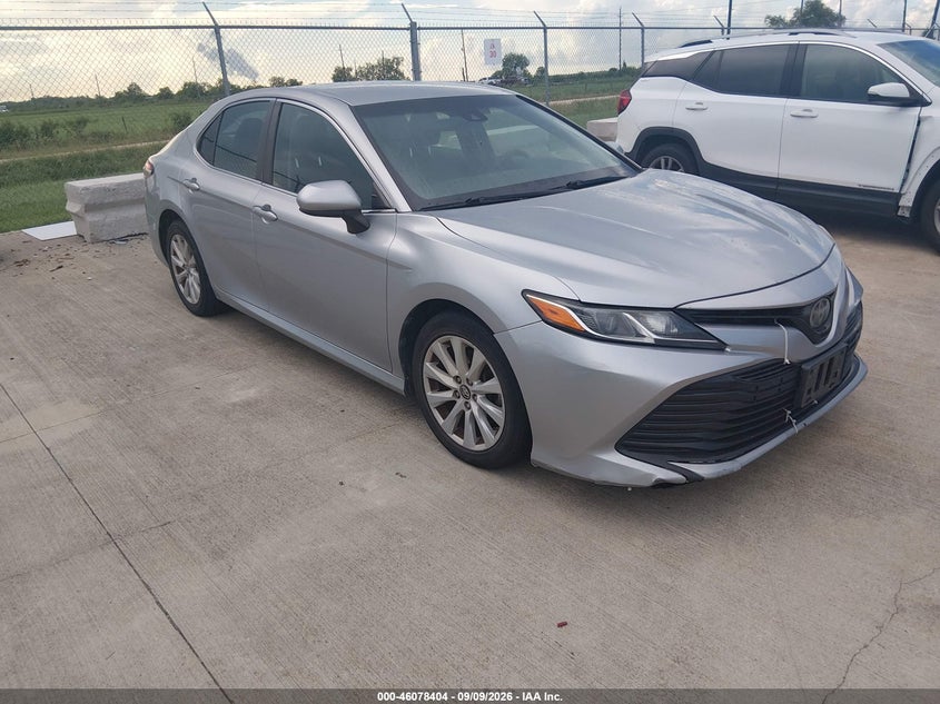 2018 TOYOTA CAMRY auction photo 1