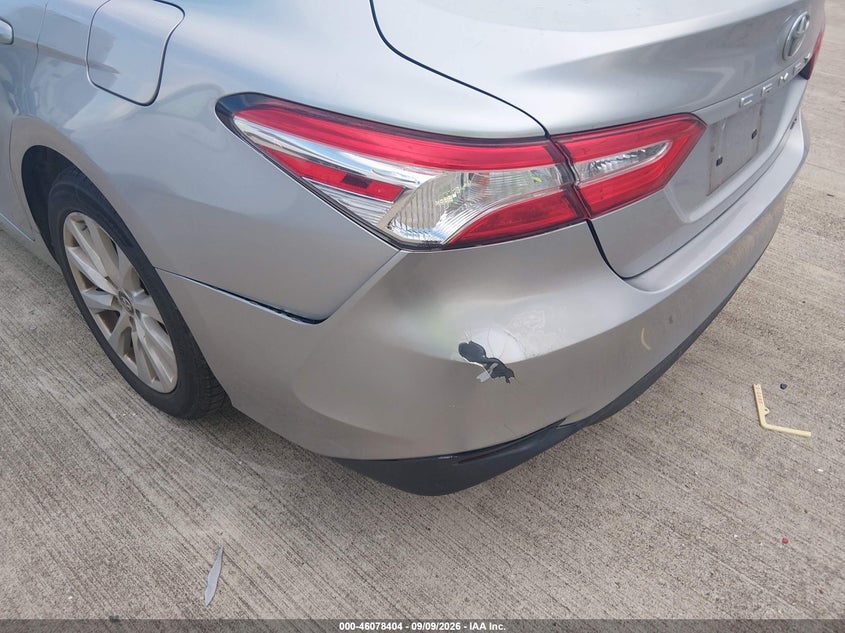 2018 TOYOTA CAMRY auction photo 6