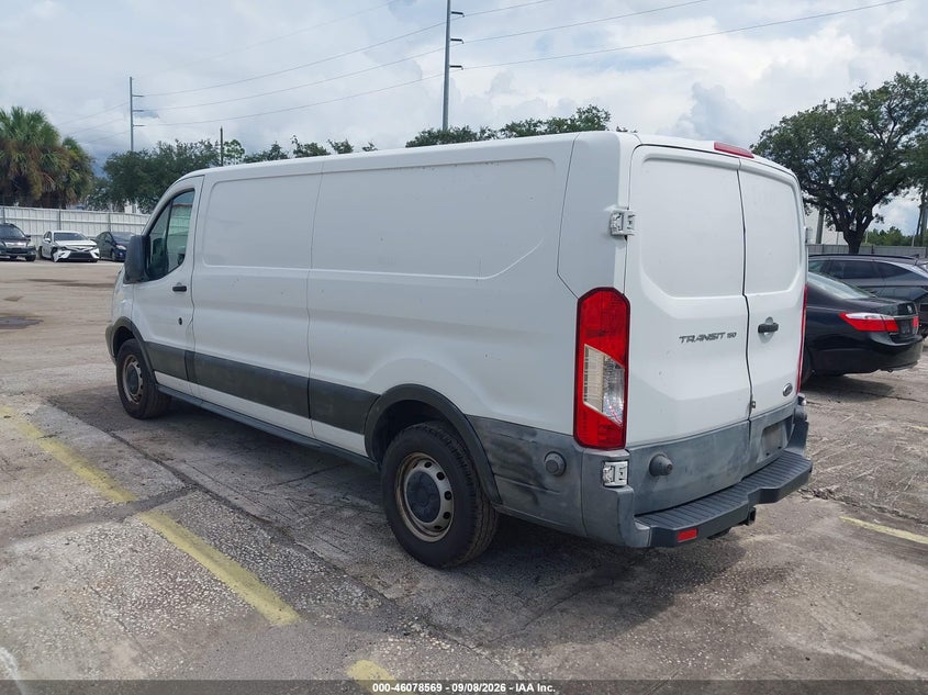 2015 FORD TRANSIT-150 auction photo 3