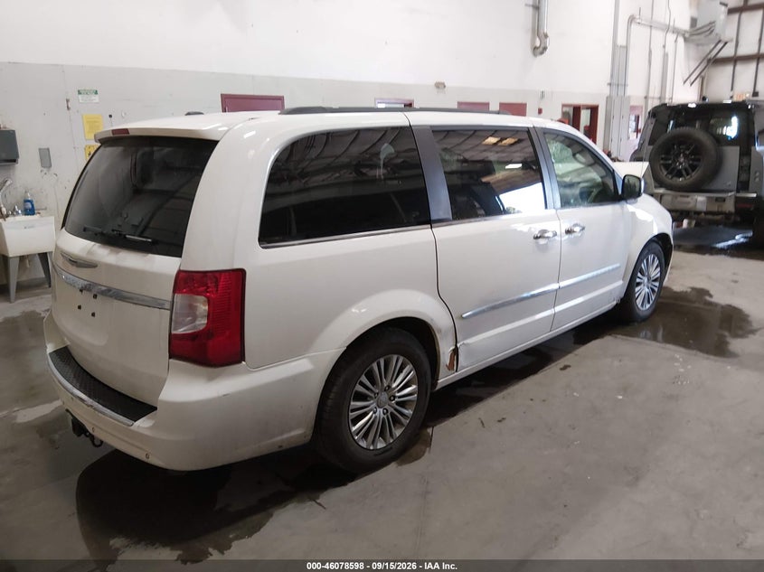 Vin: 2c4rc1cg4dr558331, lot: 46578145, chrysler town & country touring-l 20134