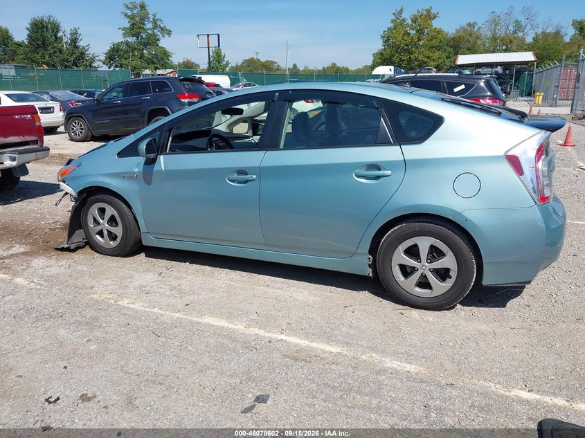 TOYOTA PRIUS - zdjęcie 15