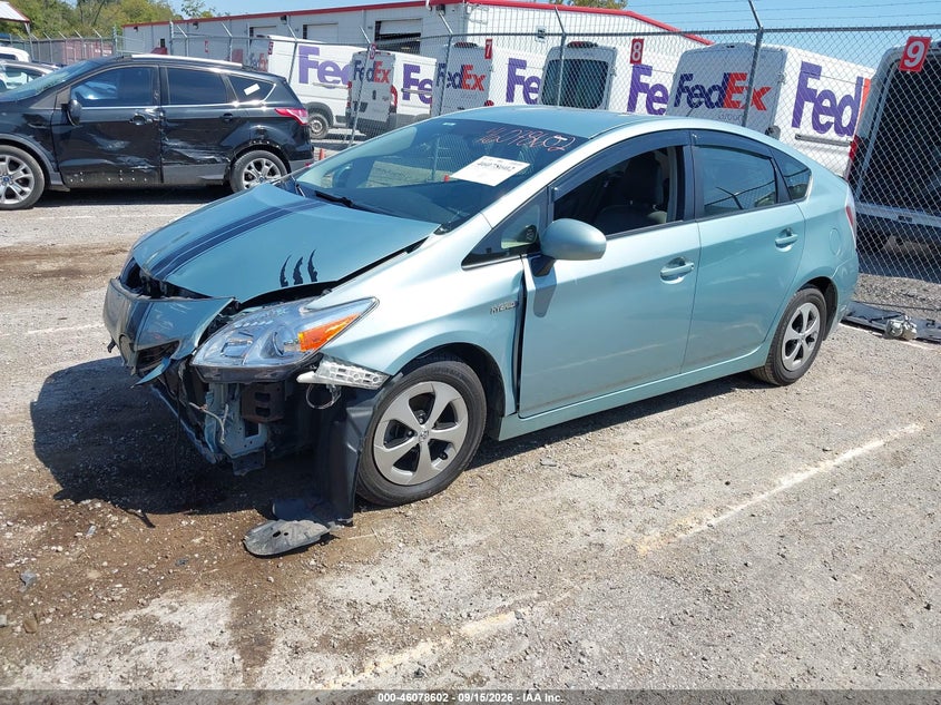 TOYOTA PRIUS - zdjęcie 2