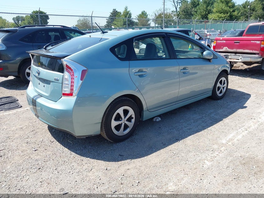 TOYOTA PRIUS - zdjęcie 4