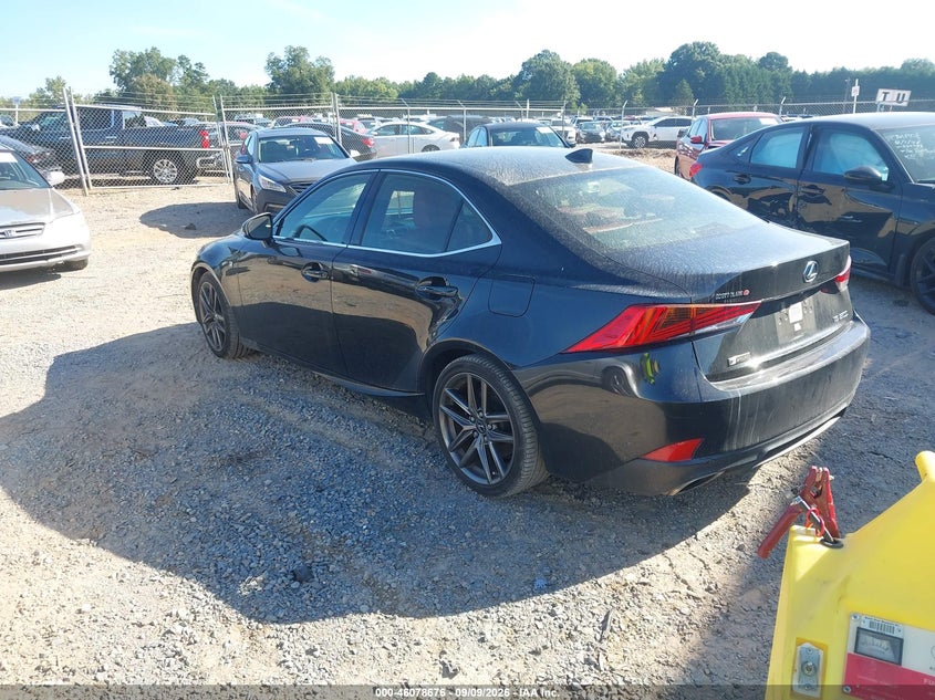 LEXUS IS 300 - zdjęcie 3