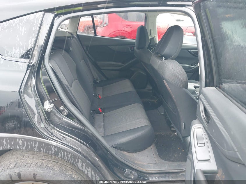 2018 SUBARU CROSSTREK auction photo 8
