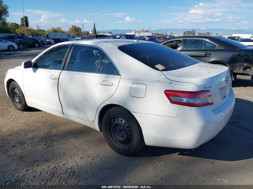 2010 TOYOTA CAMRY auction photo 3