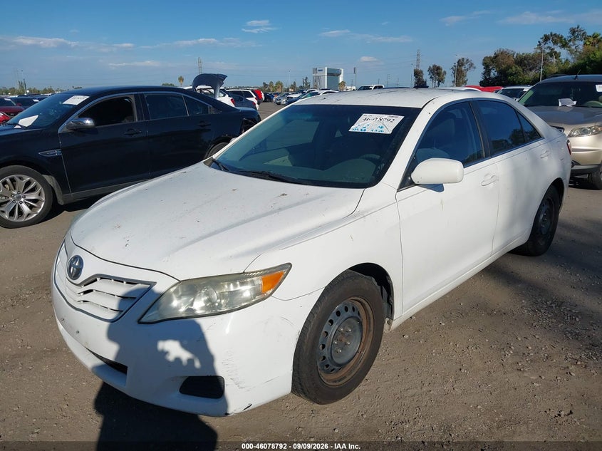 2010 TOYOTA CAMRY auction photo 6