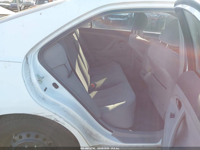 2010 TOYOTA CAMRY auction photo 8