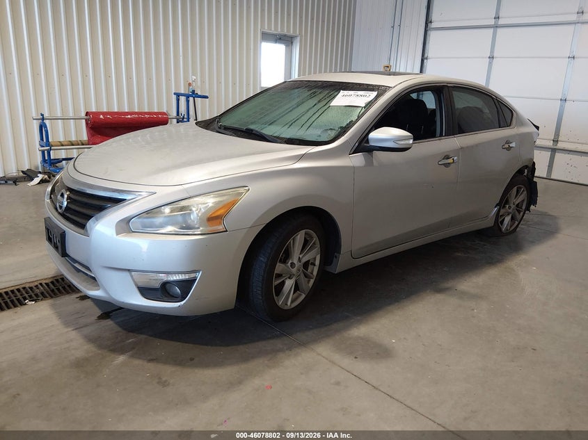2015 Nissan Altima, Rear, IAAI, VIN 1N4AL3AP8FC285102 — photo 2