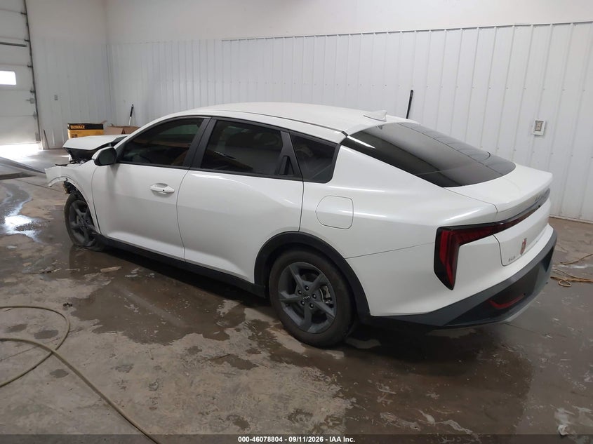 Vin: 3kpft4de3se141122, lot: 46578351, kia k4 lxs 20253