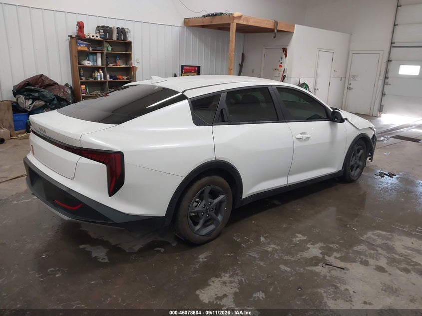 Vin: 3kpft4de3se141122, lot: 46578351, kia k4 lxs 20254