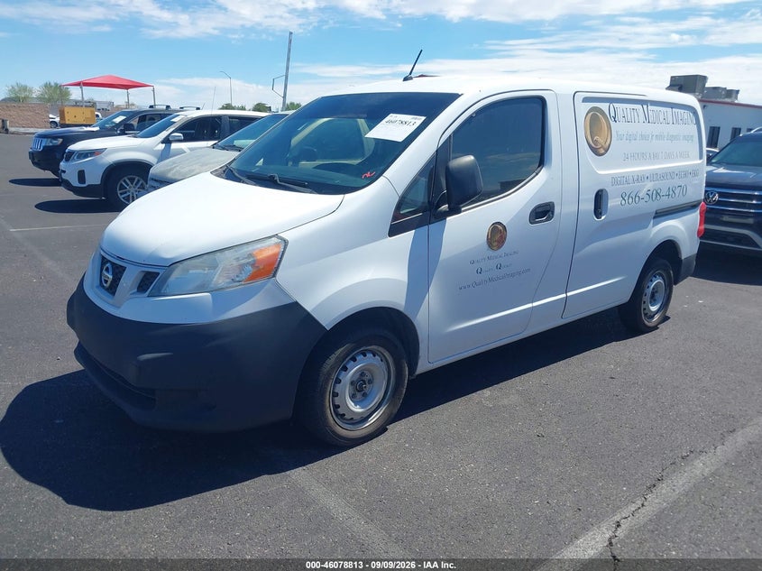 2015 NISSAN NV200 auction photo 2
