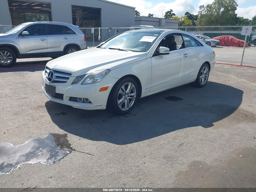 2010 MERCEDES-BENZ E 350 auction photo 2