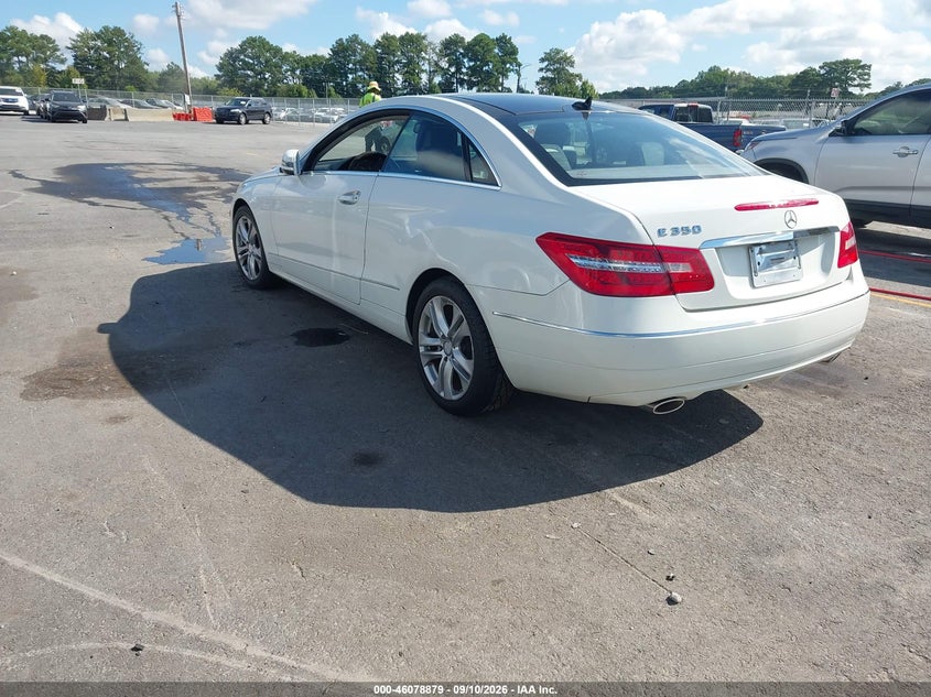 2010 MERCEDES-BENZ E 350 auction photo 3