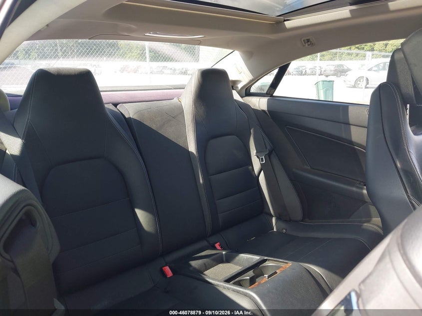 2010 MERCEDES-BENZ E 350 auction photo 8