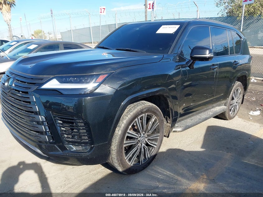 2024 LEXUS LX 600 — zdjęcie 2