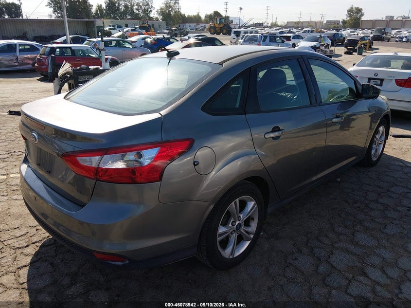 Vin: 1fadp3f25dl263957, lot: 46578489, ford focus se 20134