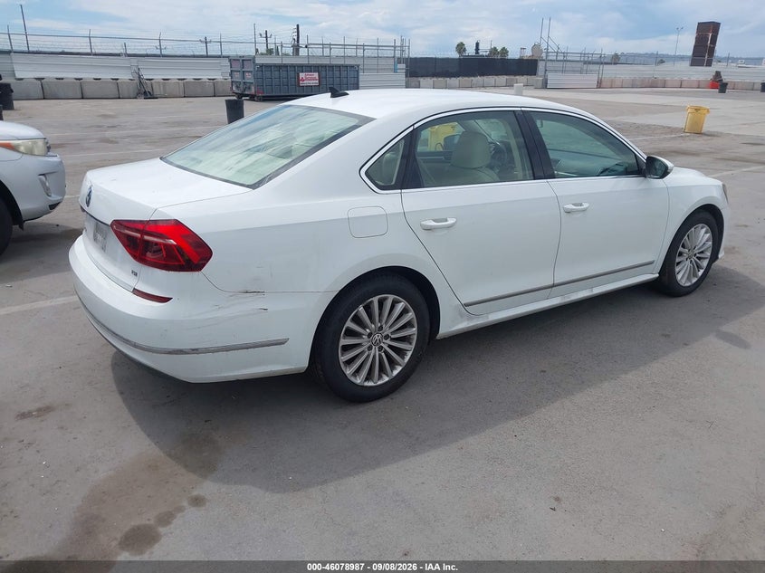 2017 VOLKSWAGEN PASSAT auction photo 4