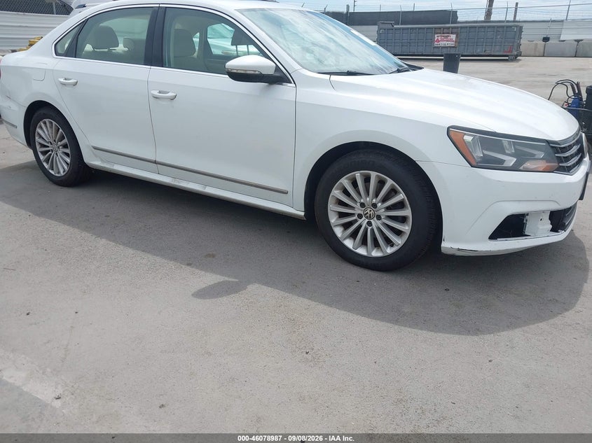 2017 VOLKSWAGEN PASSAT auction photo 6
